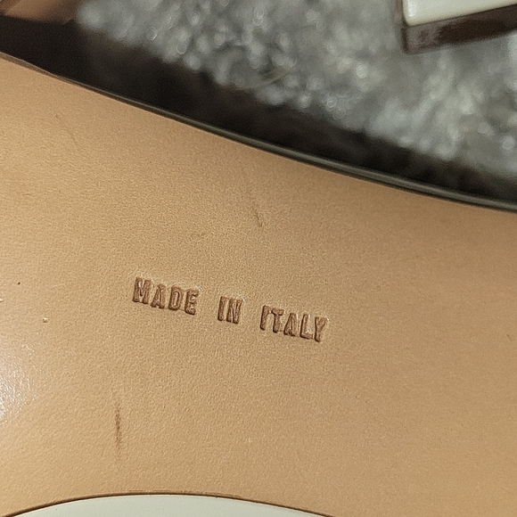 SALVATORE FERRAGAMO  VINTAGE/  BONE SHOES - Picture 7 of 10